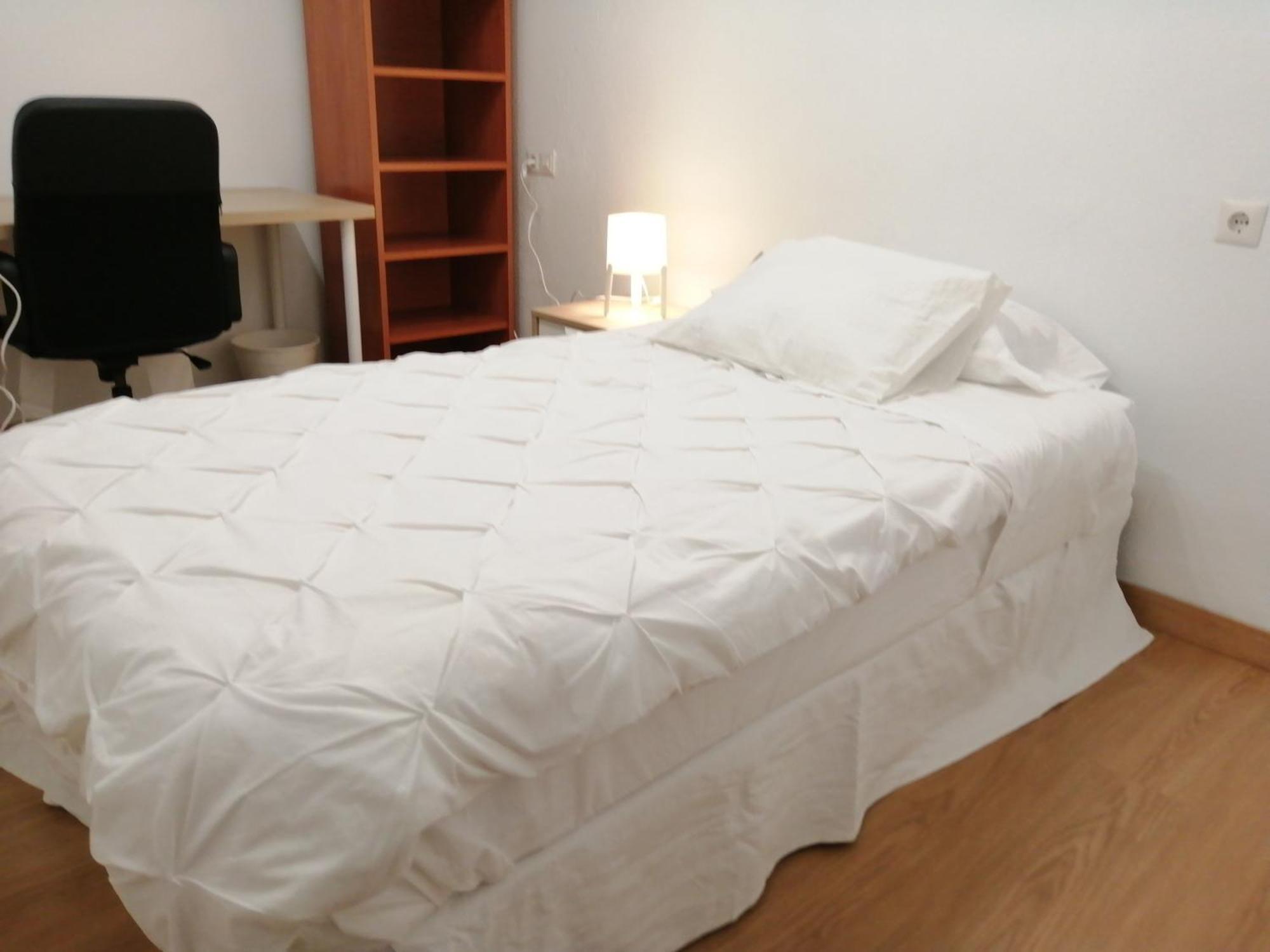 Funcional Y Renovado Apartamento En Iturrama Pamplona Exterior photo